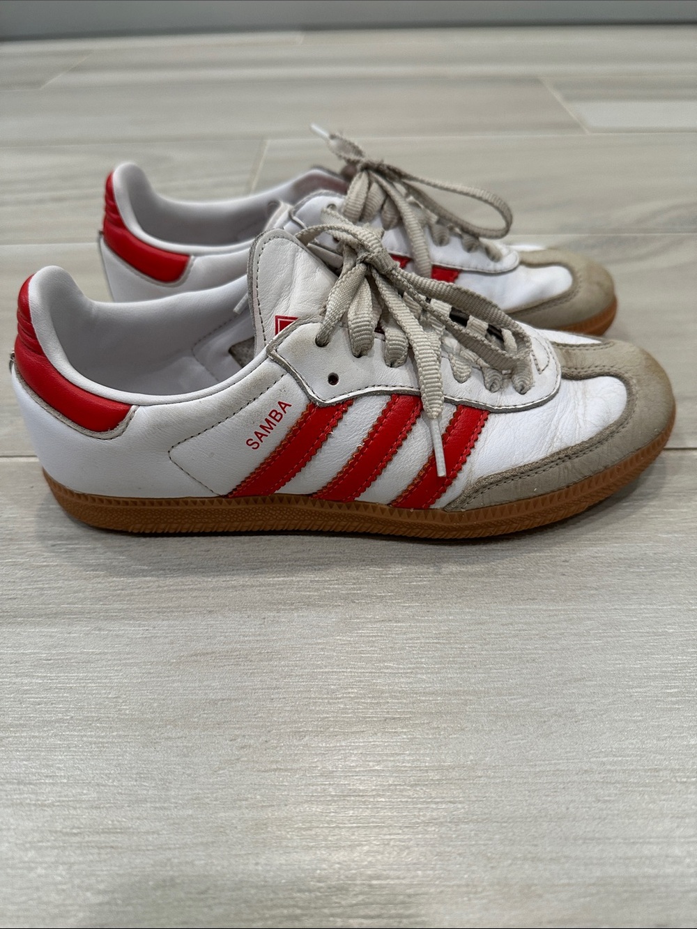 adidas Women’s 6 White and Red Samba Leather Trainers